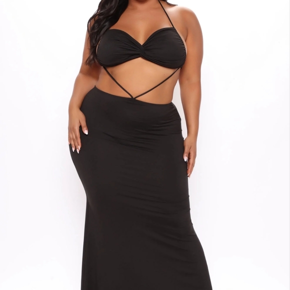 Fashion Nova Strappy Maxi Dress - Picture 3 of 8